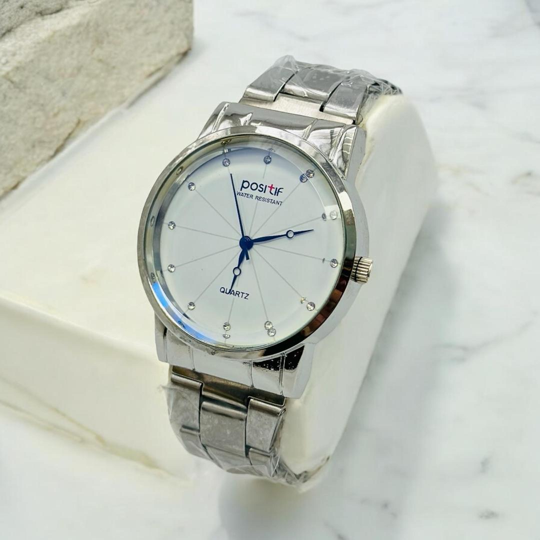 Man formal analogue watch ⌚️