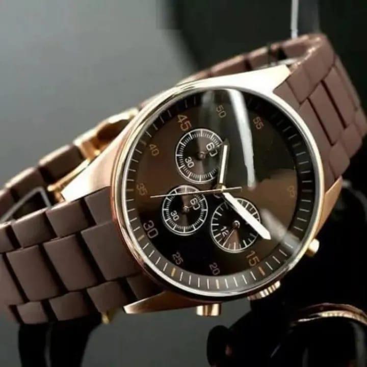 Men's movement quartz, Water resistant watch
