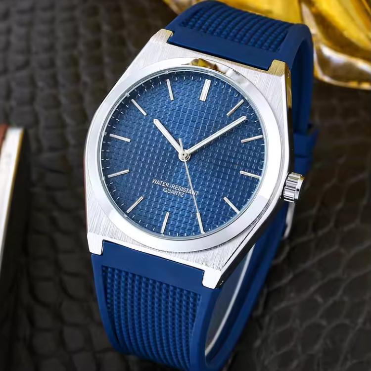 Men's movement quartz water resistant watch