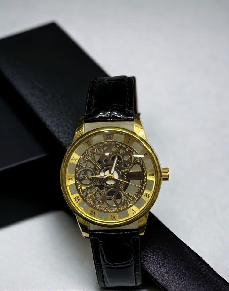 "Stylish Skeleton Watch for Men – Black Leather with Gold Gears"